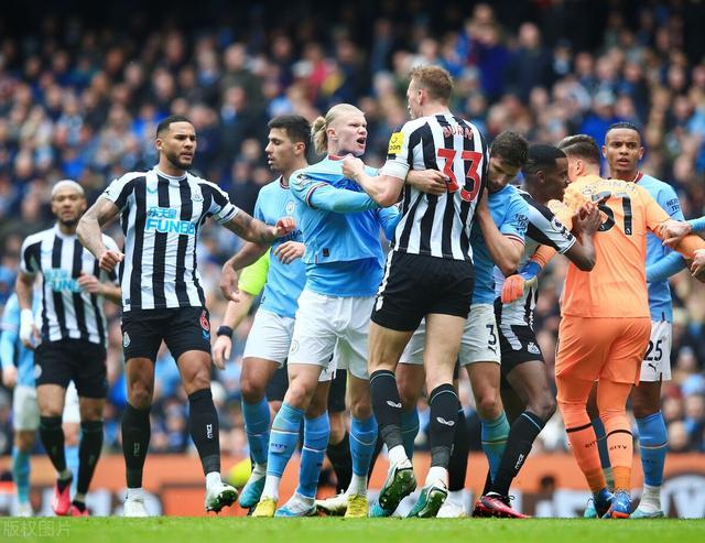 塞内加尔翻盘曼城，阿圭罗关键制胜