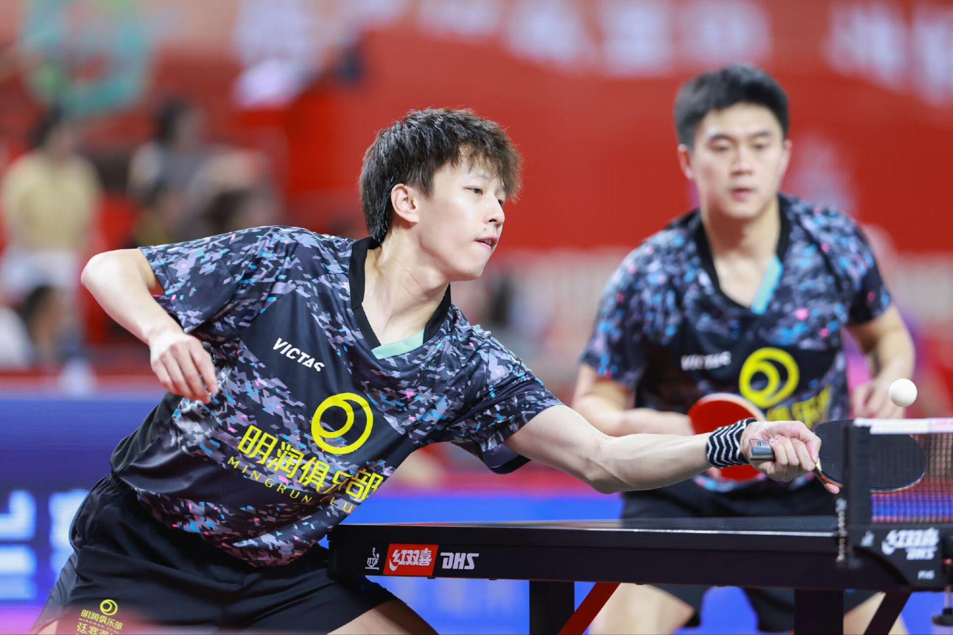 瑞典队鏖战中国队，林高远惊艳四座