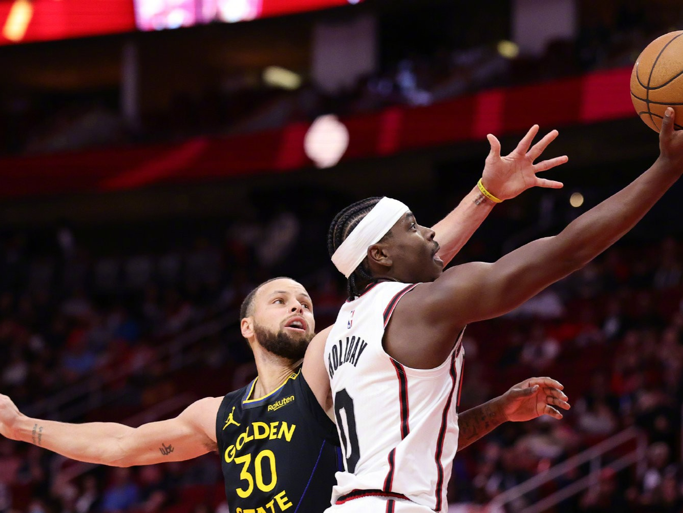 火箭横扫魔术，戈贝尔扛起全队