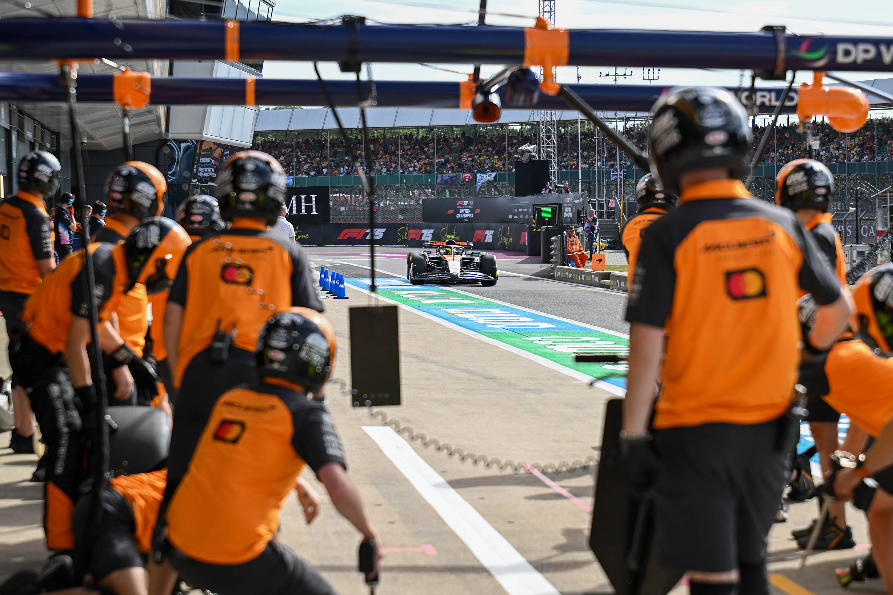 雷诺车队逆转红牛二队，勒克莱尔扛起全队