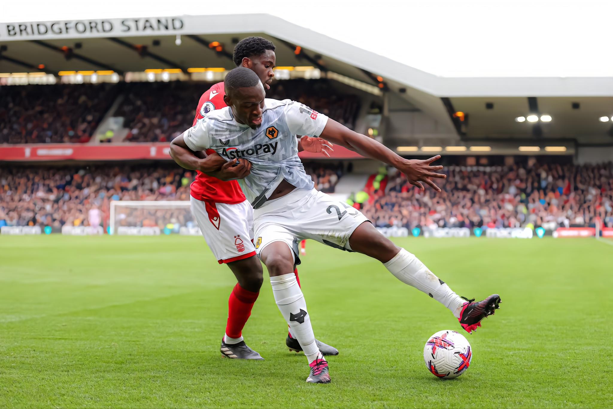 阿根廷鏖战葡萄牙，戈麦斯惊艳四座