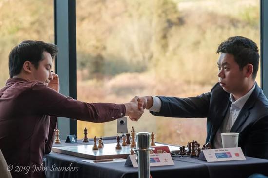 英格兰队轻取瑞典队,王皓高光表现 英格兰队轻取瑞典队,王皓高光表现