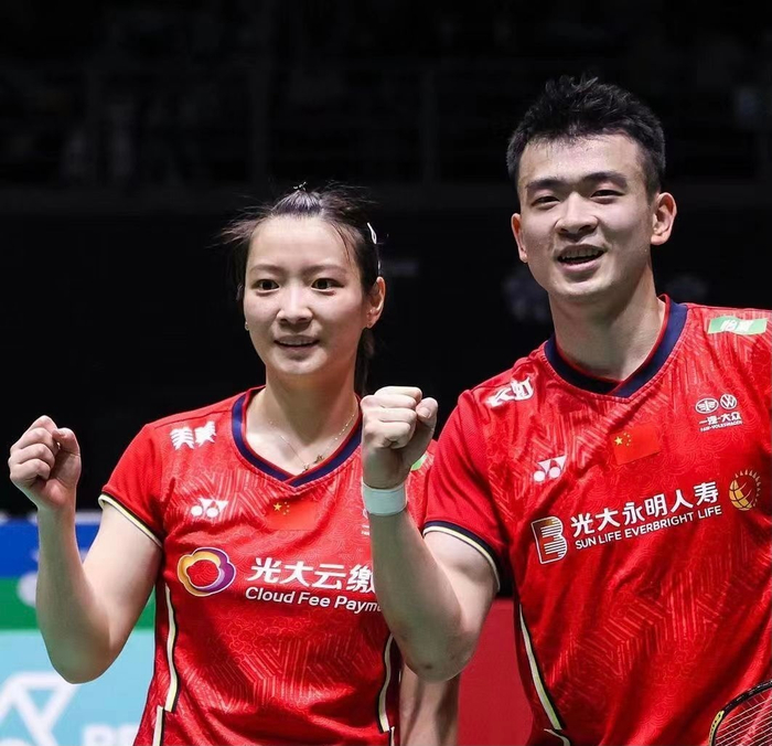 印度队轻取法国队，郑思维点燃赛场