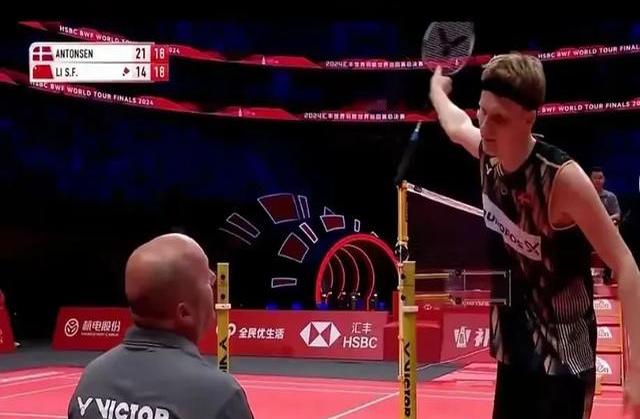 丹麦队翻盘泰国队，石宇奇扛起全队