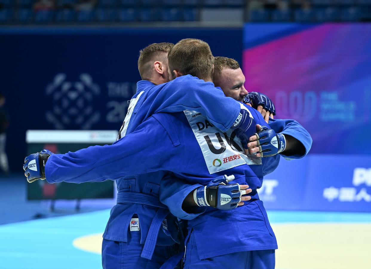 乌克兰国家队备战国际资格赛，争取出线机会