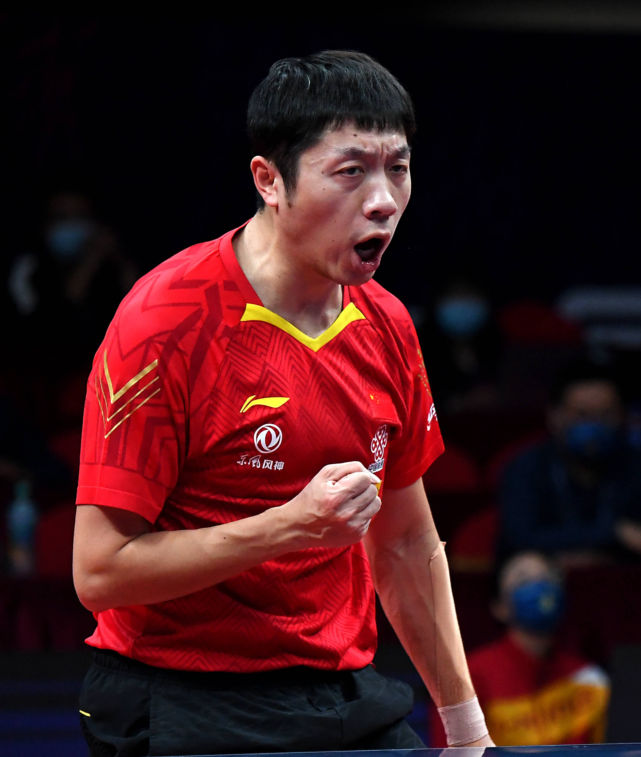 中国乒乓球队绝杀瑞典乒乓球队，许昕惊艳世界