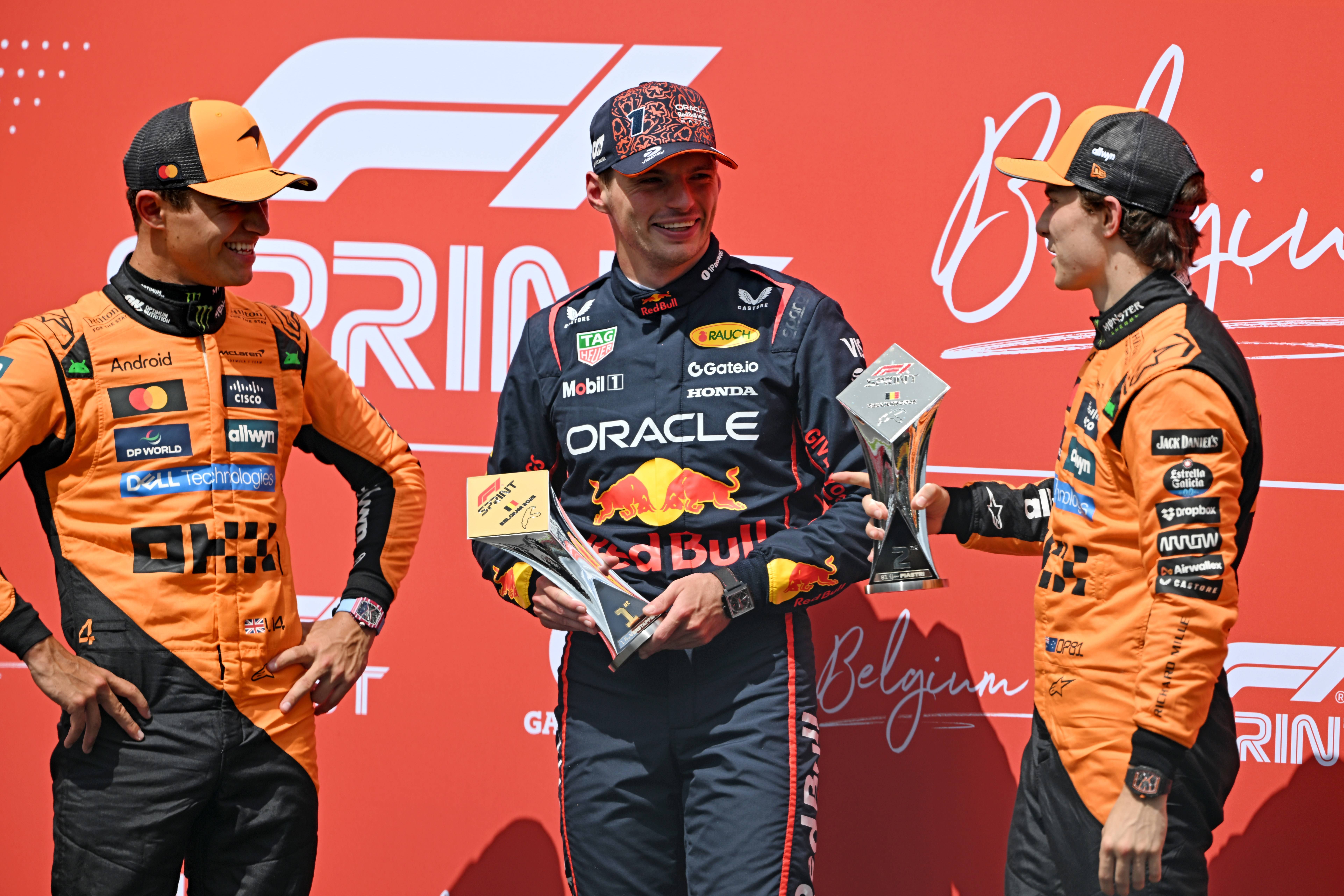 法拉利轻取迈凯伦,维斯塔潘关键制胜 法拉利轻取迈凯伦,维斯塔潘关键制胜