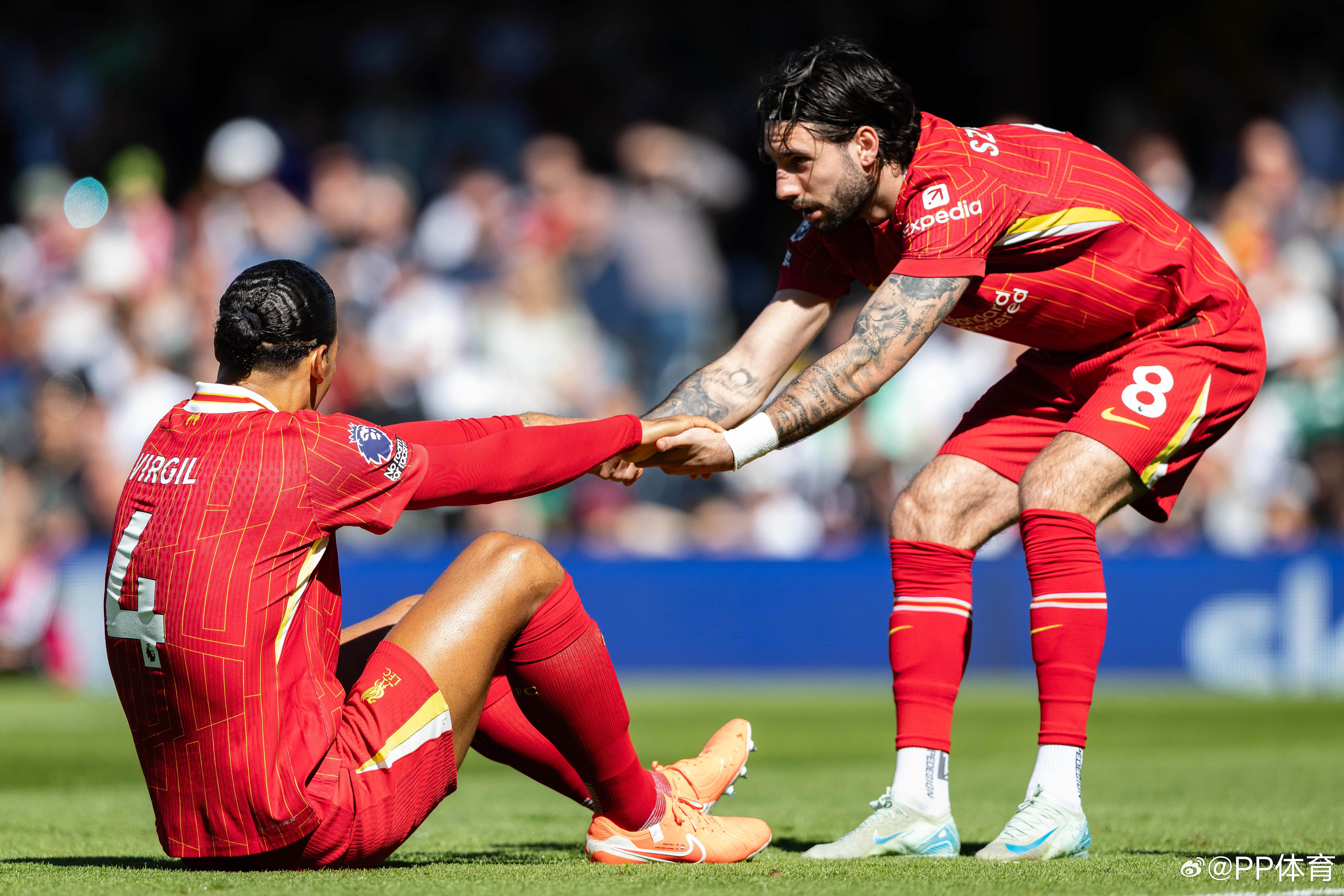 利物浦客场告捷，领跑英超榜！